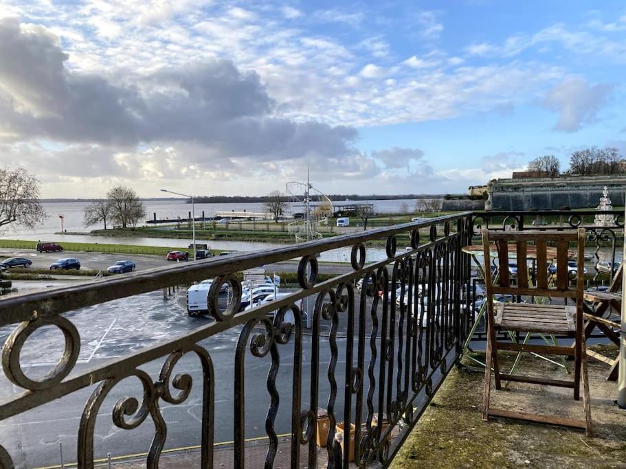 - Le Saugeron - Apartamento Blaye-et-Sainte-Luce Exterior foto